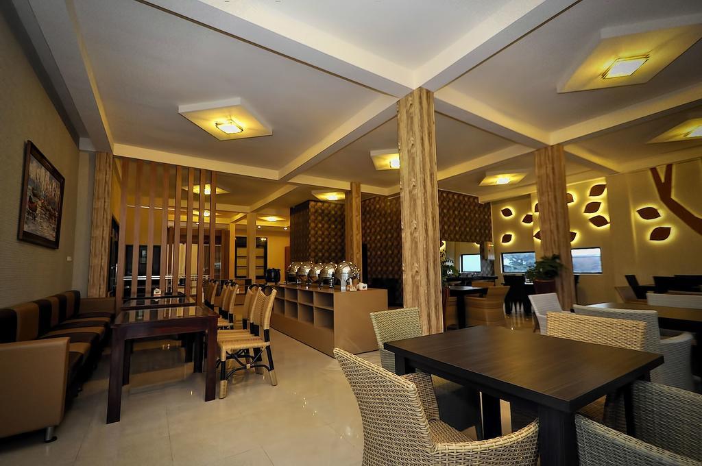 Spencer Green Hotel Batu  Zewnętrze zdjęcie