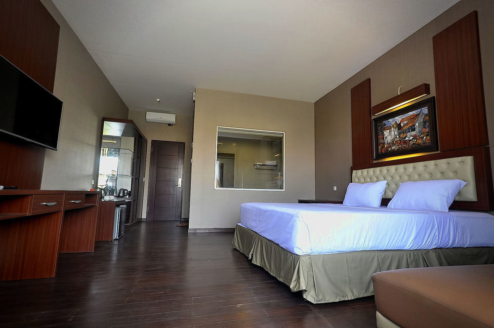 Spencer Green Hotel Batu  Zewnętrze zdjęcie
