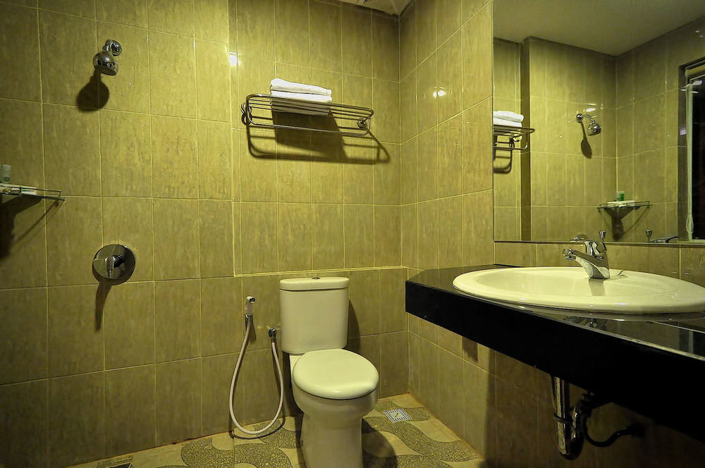 Spencer Green Hotel Batu  Zewnętrze zdjęcie